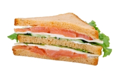 Клаб-сендвич с лососем – ИМ «Обжора»